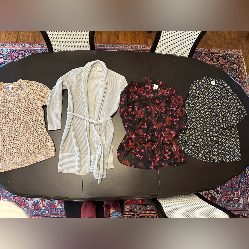 Cabi lot! - Picture 3 of 4